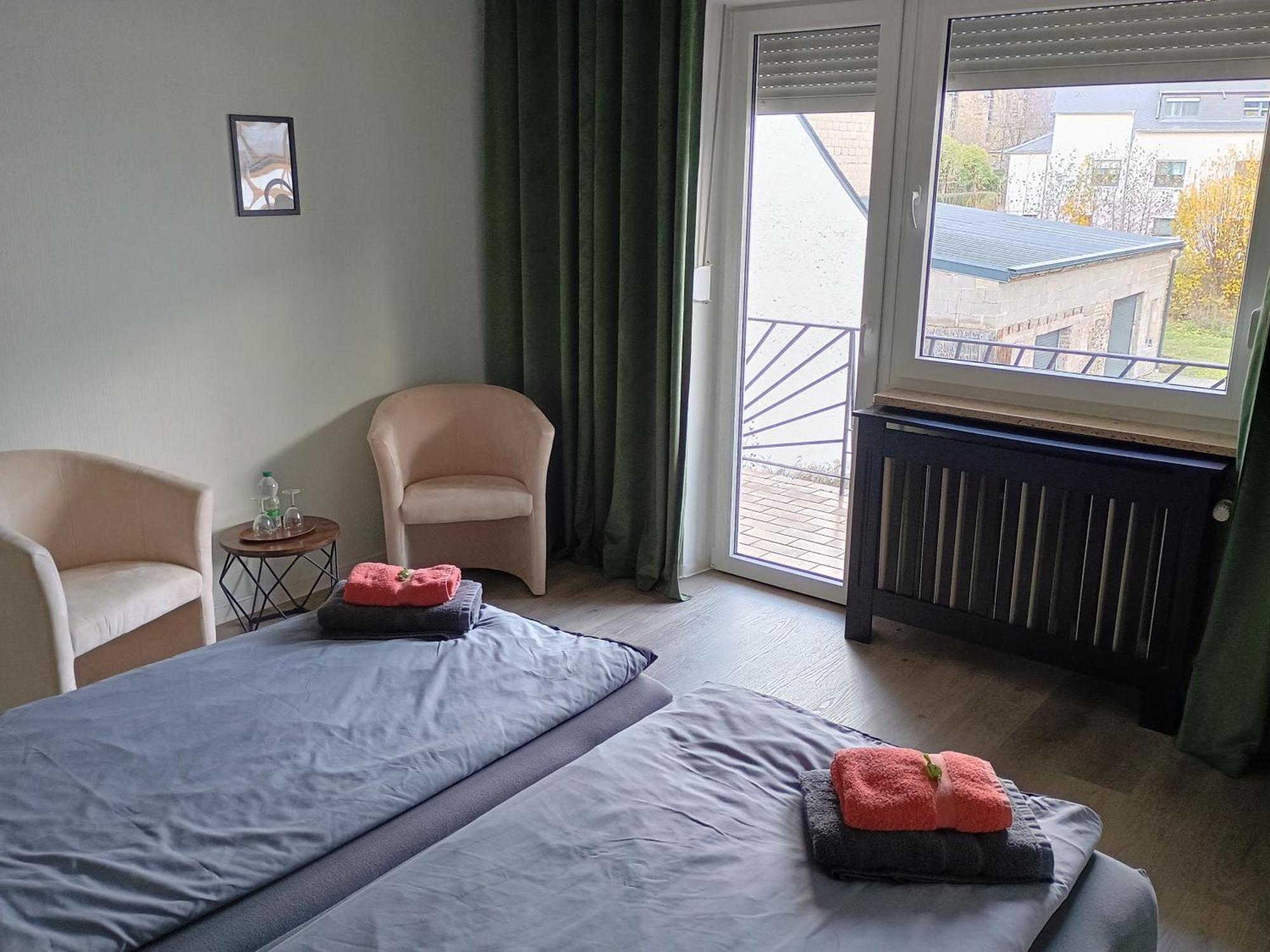 Gasthof Zur Grafschaft Veldenz Экстерьер фото