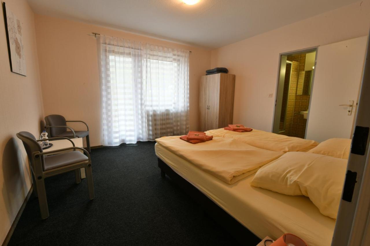 Gasthof Zur Grafschaft Veldenz Экстерьер фото